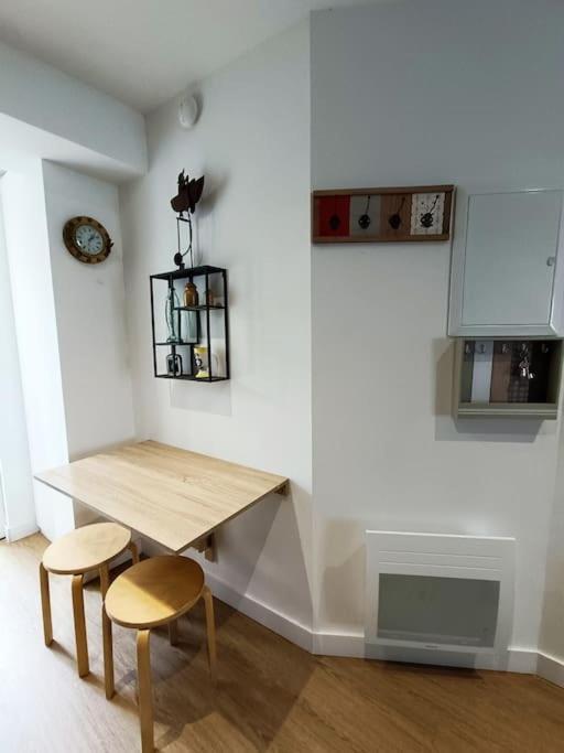 Chez Louisette Centre Ville Et Plages A Pied! Concarneau Bagian luar foto